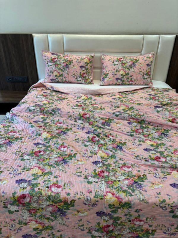 Double Bed- Block Print Cotton Quilts 
Pink Floral with 2 pillow covers  (Reversible Quilts) 
(Dispatch Time 24 Hours)