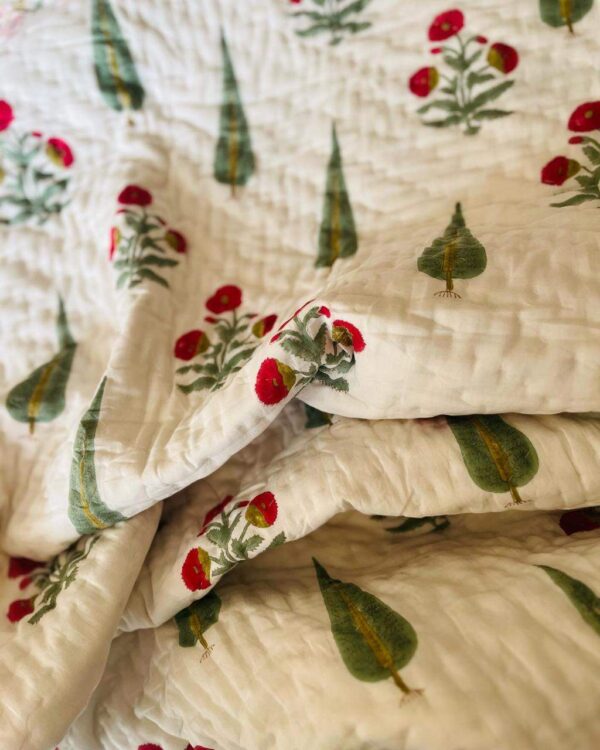 Double Bed- Block Print Cotton Quilts 
Mahal (Reversible Quilts) 
(Dispatch Time 24 Hours)