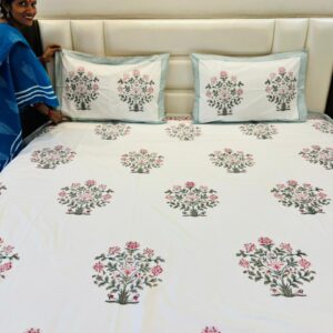Flower Bouquet King Size Sheet with 2 Reversible Pillow Covers 3