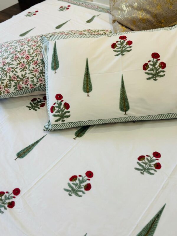 Mahal - King Bedsheet with 2 Pillow Covers 
( Dispatch Time 24 hours)