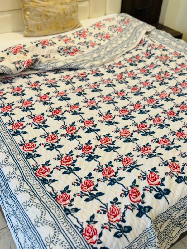 Roses California Quilt 1
