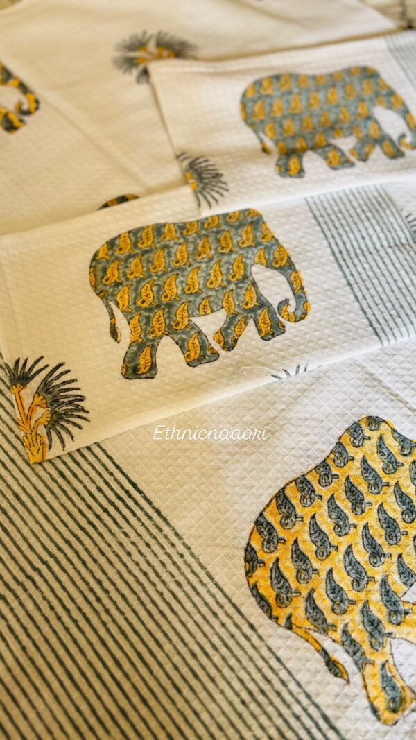 Ele 🐘 Waffle Cotton Towel Set of 3 pieces (Dispatch Time 24 Hours)