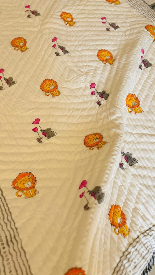 New born till 2.5 years Quilts 15