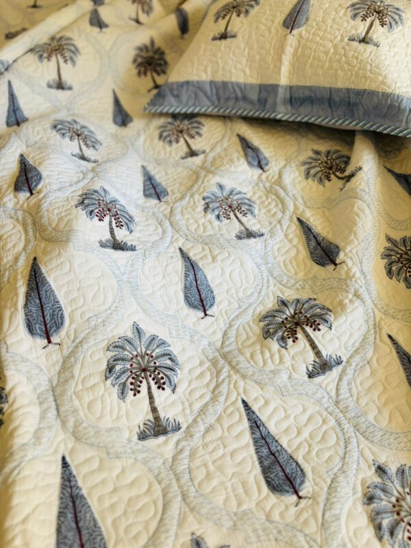 Blue Lagoon Quilted Bedcover 4