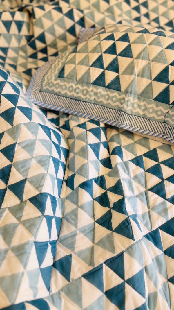 Quilted Bedcover Geometrical 2