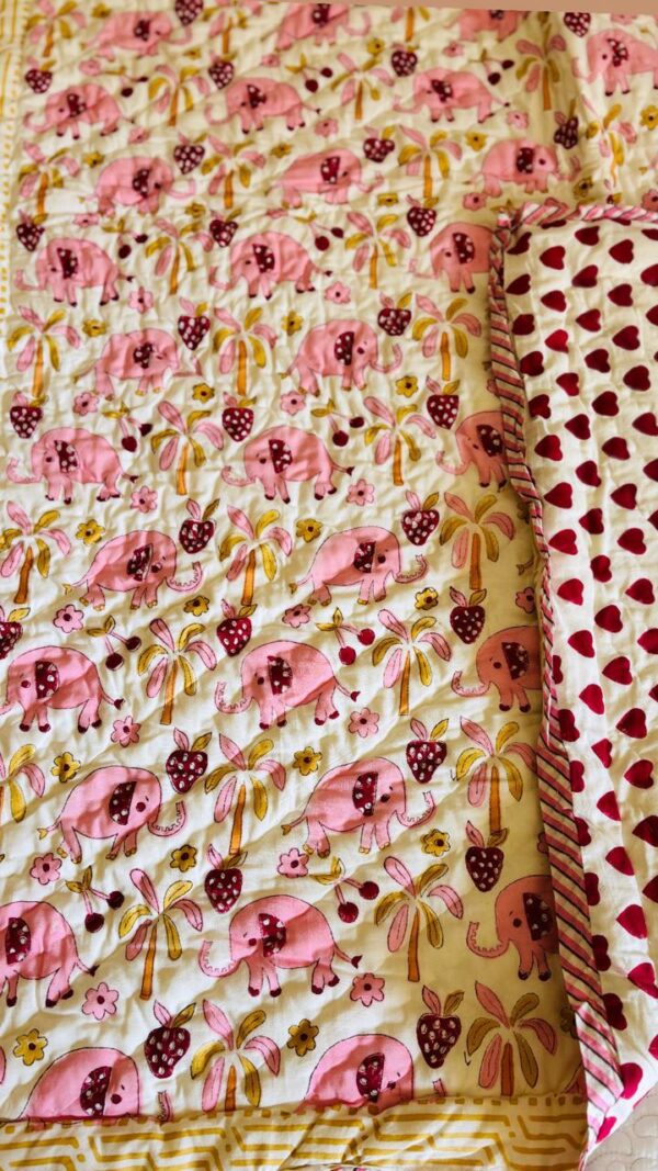 Single bed Quilt Red Ele 6