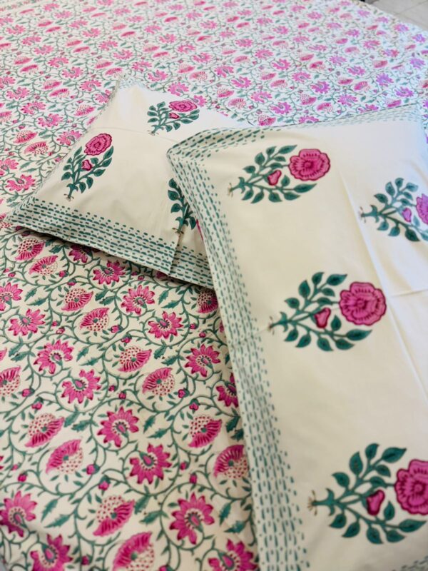 Zinnia Ethnic Naaari 5