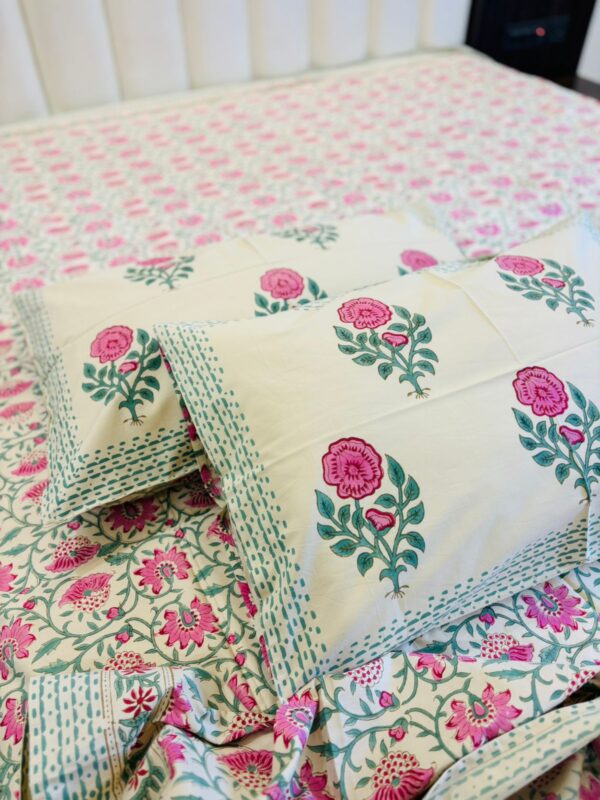 Zinnia Ethnic Naaari 6
