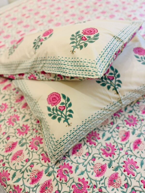 Zinnia Ethnic Naaari 7