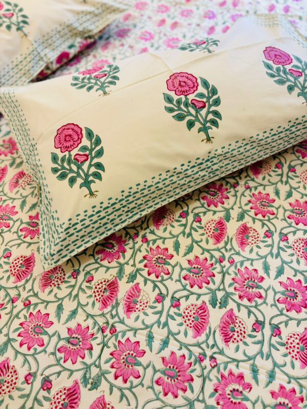 Zinnia Ethnic Naaari 8