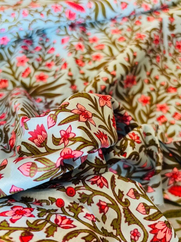 100./. Cotton Mul Fabrics, Gul 🪷 - Raw Fabrics - Pure Cotton