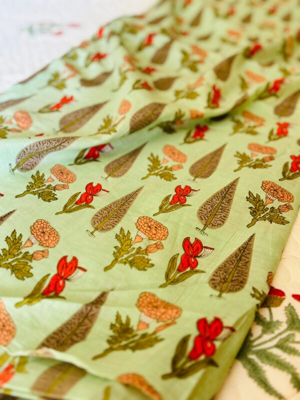 100./. Cotton Mul Fabrics, Garden 🪴Raw Fabrics - Pure Cotton