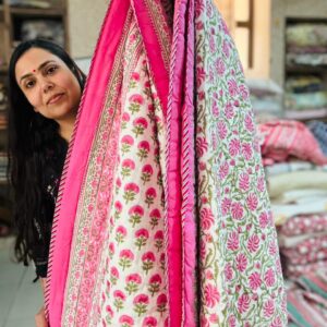 Pink Rose 🌹 

Single Bed - JAIPURI RAZAI - Hand Block Print 

(Dispatch Time 24 Hours)