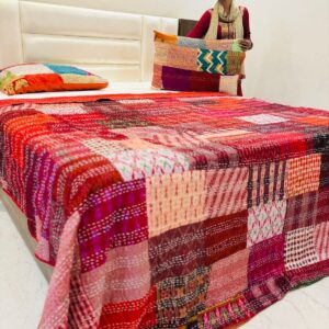 Red Affair - Kantha Patola Bedsheet 
with 2 Pillow Covers 

Kings