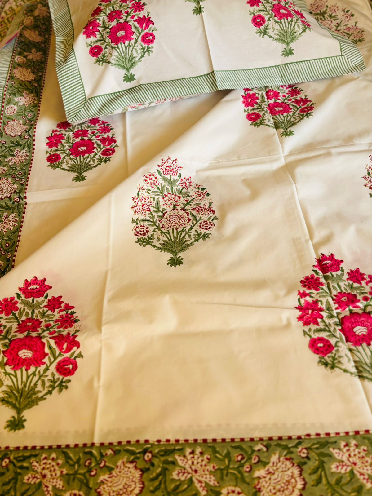 Pink Pleasure - Super King Bedsheet with 2 Pillow Covers (Dispatch Time 24 hours)