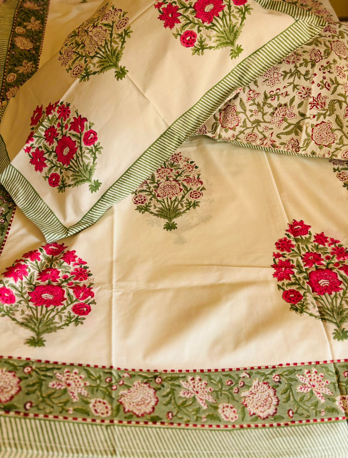 Pink Pleasure - Super King Bedsheet with 2 Pillow Covers (Dispatch Time 24 hours)