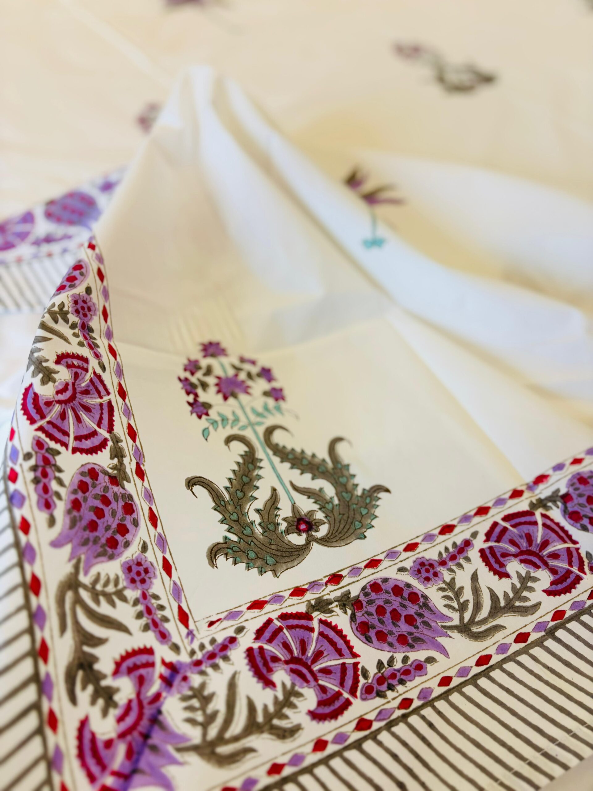 Fitted Bedsheet - Powder Purple (Dispatch time 24 hours) ………………………………………………………SIZES YOU MAY DECIDE ANY ( single/queen/king/super/duper- any size same price)