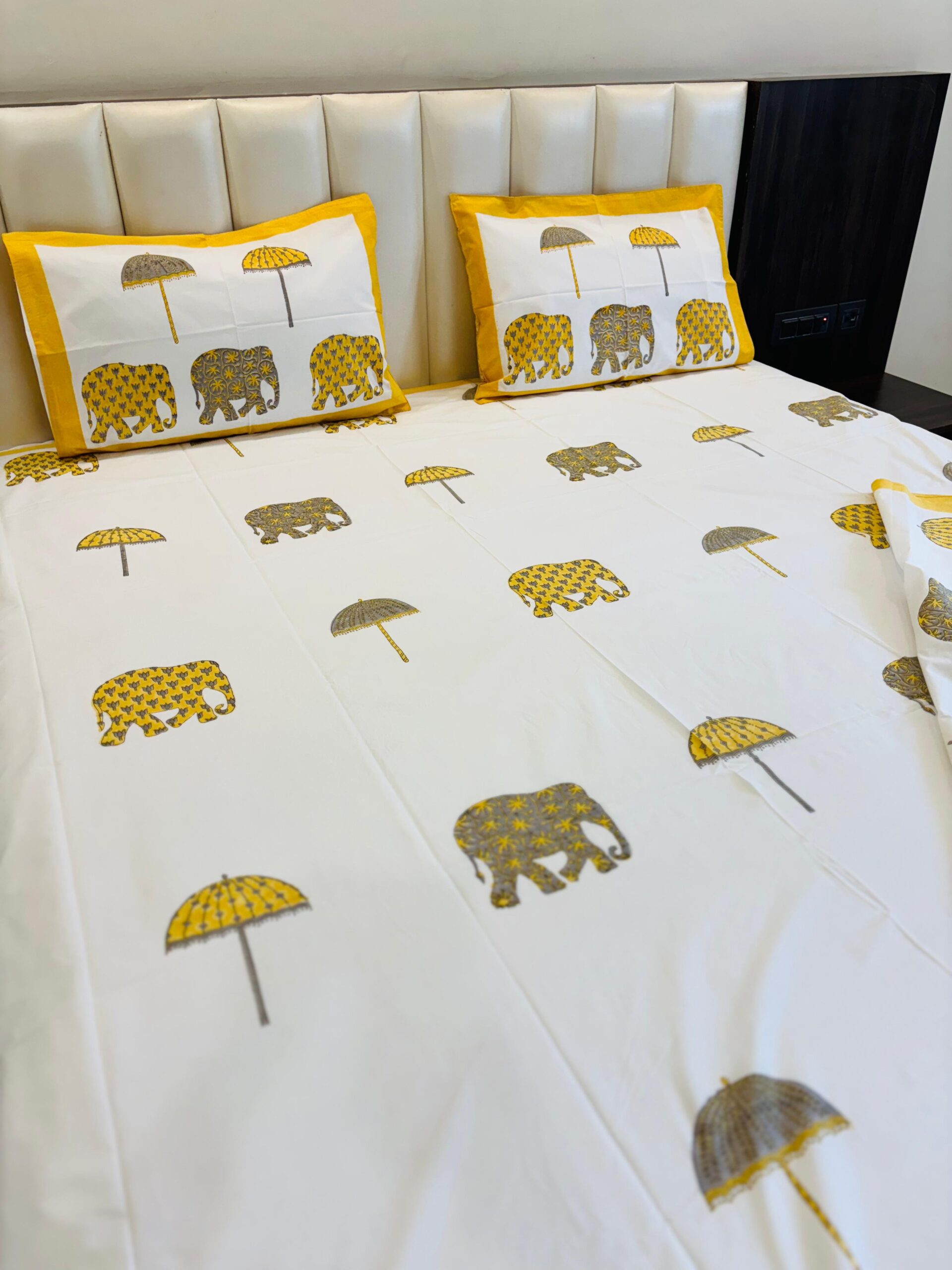 Matching Hand Block Printed Bedding Set - Yellow Haathi
.
.
.
🪷
Bedsheets + Razai + Pillow Covers (Dispatch time 24 Hours)