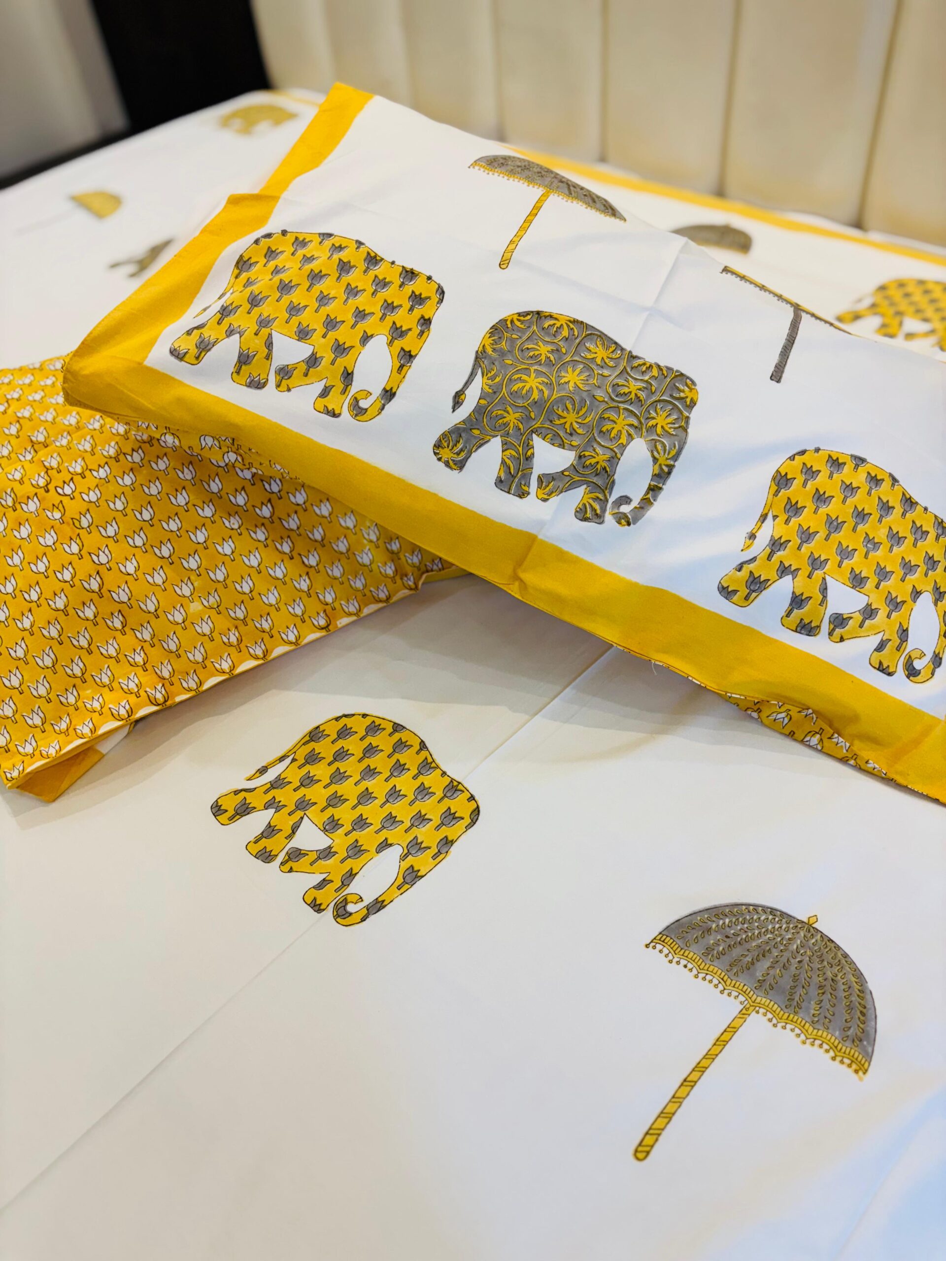 Matching Hand Block Printed Bedding Set - Yellow Haathi
.
.
.
🪷
Bedsheets + Razai + Pillow Covers (Dispatch time 24 Hours)