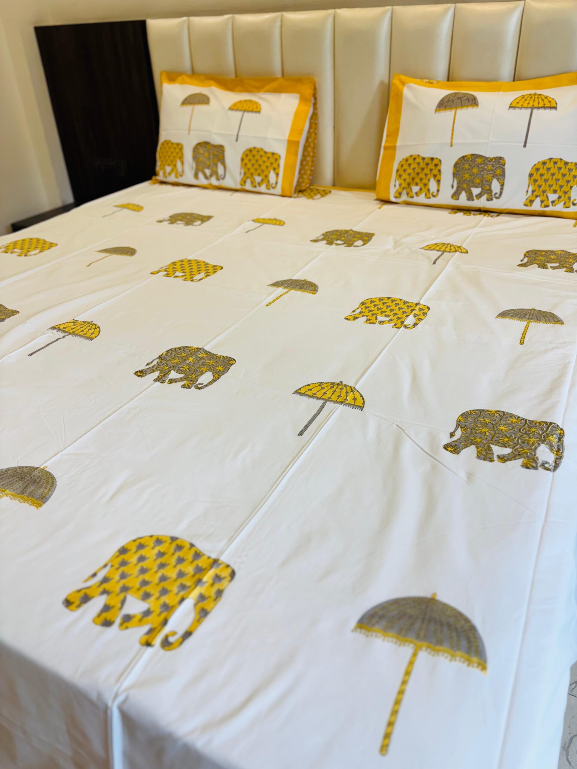 Matching Hand Block Printed Bedding Set - Yellow Haathi
.
.
.
🪷
Bedsheets + Razai + Pillow Covers (Dispatch time 24 Hours)