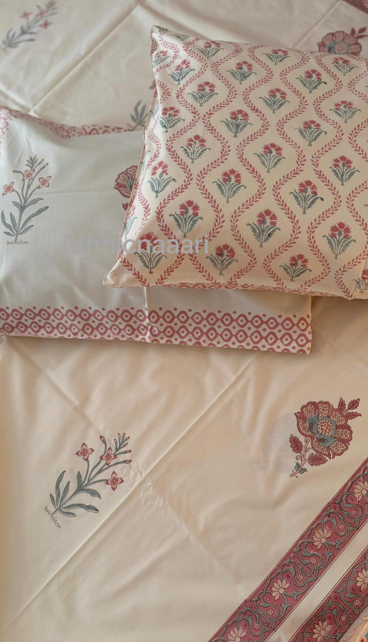 Prism 🪷 - Fitted Bedsheet (Dispatch time 24 hours) ……………………………………………………SIZES YOU MAY DECIDE ANY( single/queen/king/super/duper- any size same price)