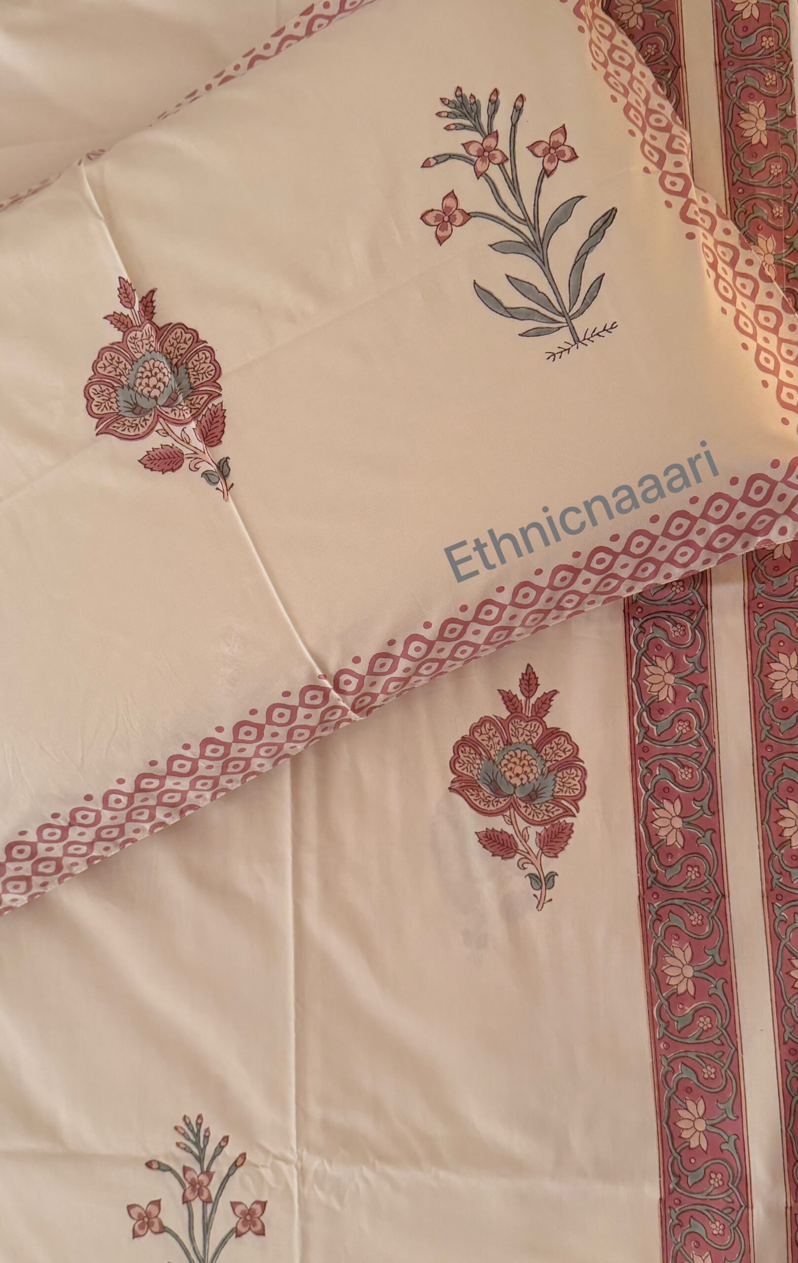Prism 🪷 - Fitted Bedsheet (Dispatch time 24 hours) ……………………………………………………SIZES YOU MAY DECIDE ANY( single/queen/king/super/duper- any size same price)